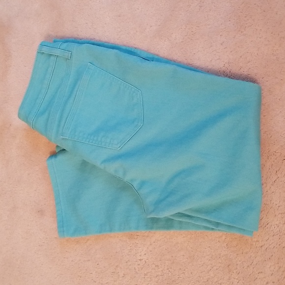 St. John's Bay turquoise cropped capri pants sz 6 - Picture 3 of 3